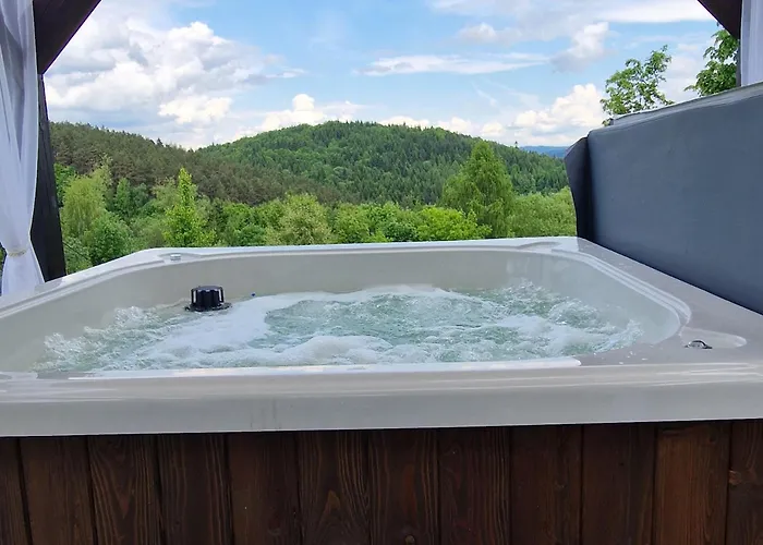 Na Folwarku Z Jacuzzi Tarnawa Dolna (Lesser Poland)